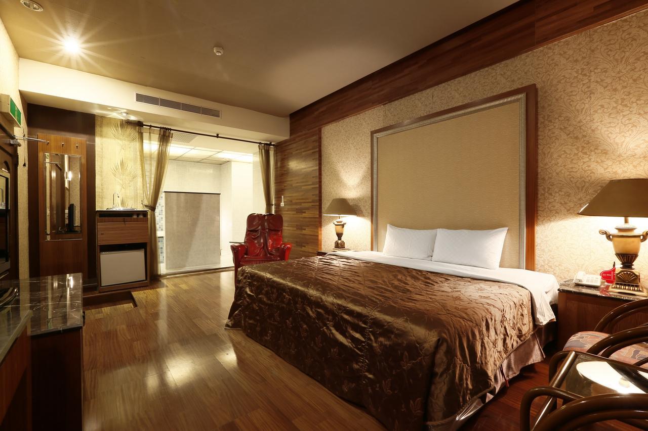 Treasure Island Motel - Fengshan Kaohsziung Kültér fotó